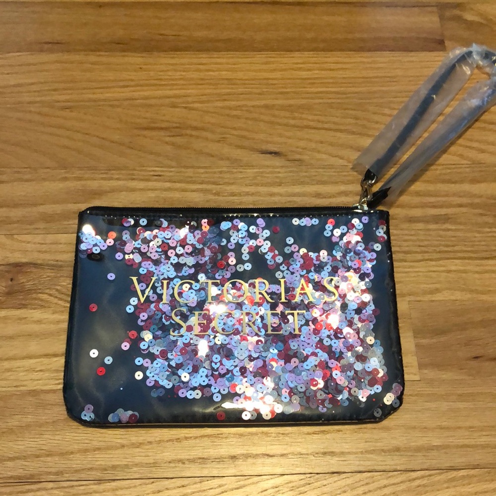 NWOT Victoria’s Secret Wristlet